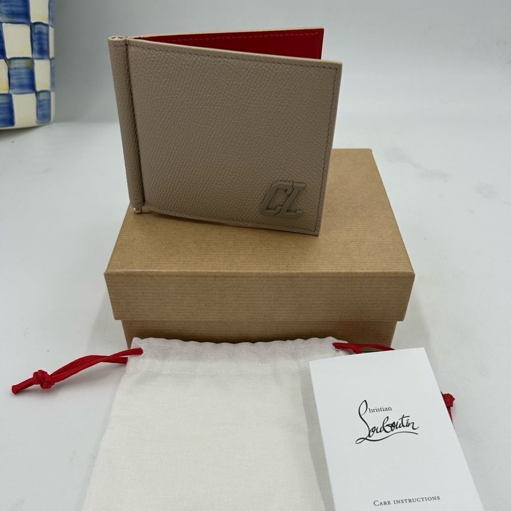 Men's Christian Louboutin calf leather wallet made in Italy NWT